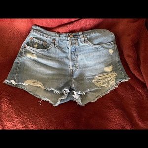 Levi’s shorts